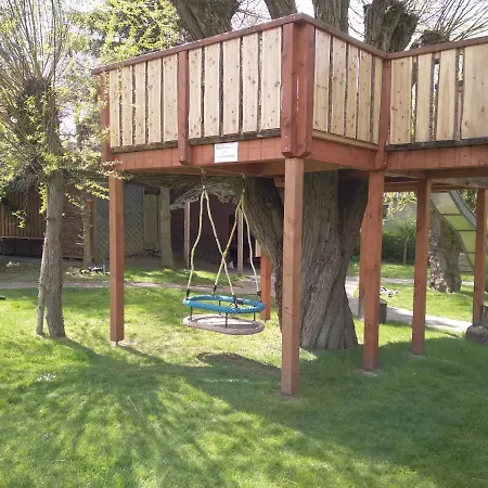 Bed & Breakfast Restaurant Baumhaus