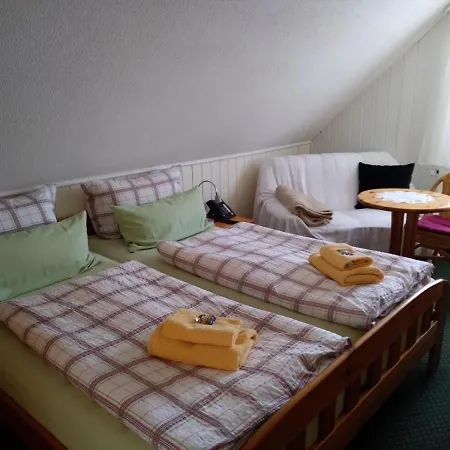 Restaurant Baumhaus Bed & Breakfast 3*