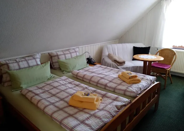 Restaurant Baumhaus Bed & Breakfast 3*